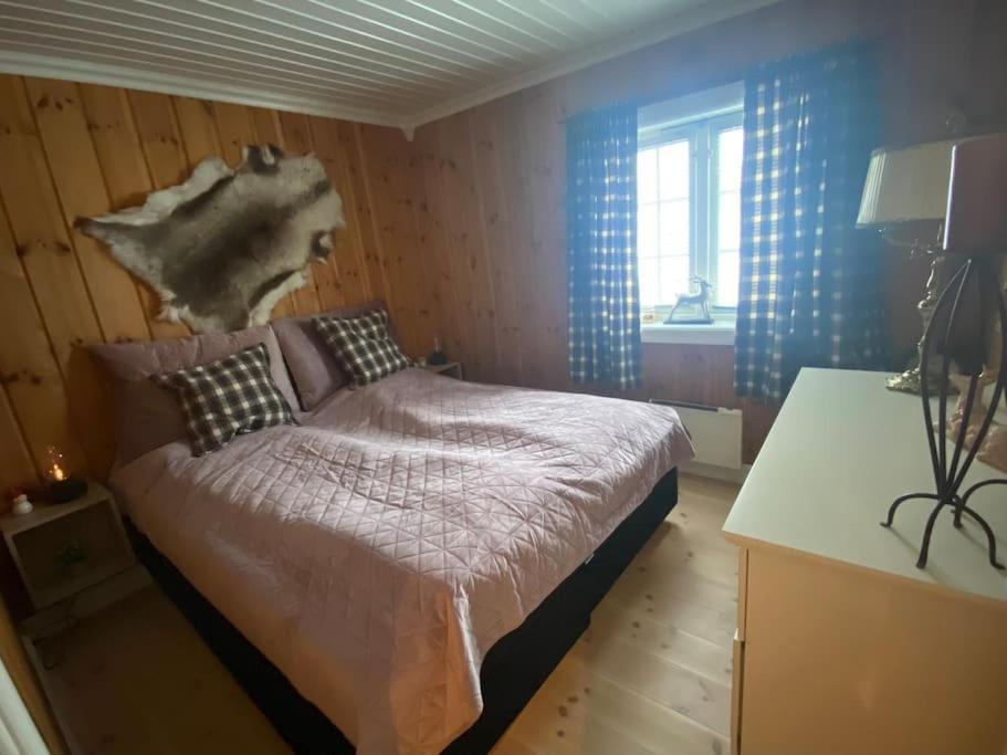 Holiday home Heimro Torvetjorn